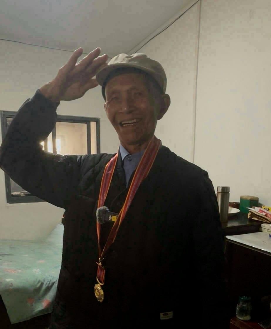 pic0.jpg